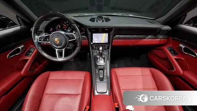 Porsche 911(992) id 3004448 из Кореи 17