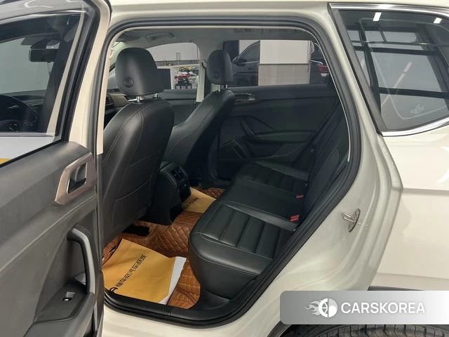 Volkswagen Tuyue id 4275902 из Китая 17