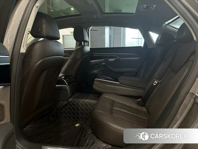 Audi A8 id 4221208 из Китая 7