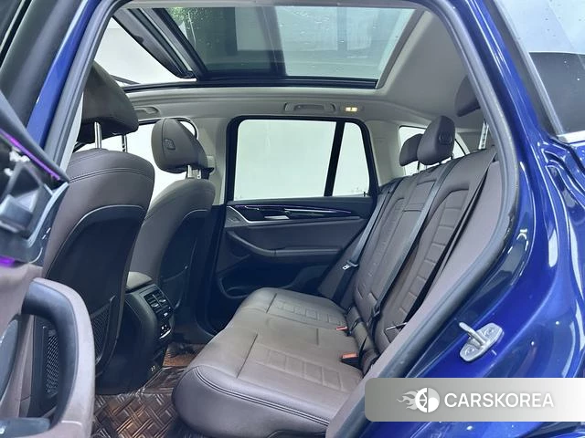 BMW X3 id 4301681 из Китая 9