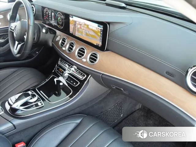 Mercedes-Benz E-Class W213 id 3425893 из Кореи 17