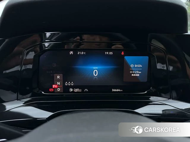 Volkswagen Golf id 4353232 из Китая 22