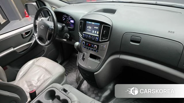 Hyundai The New Grand Starex id 4304896 из Кореи 17