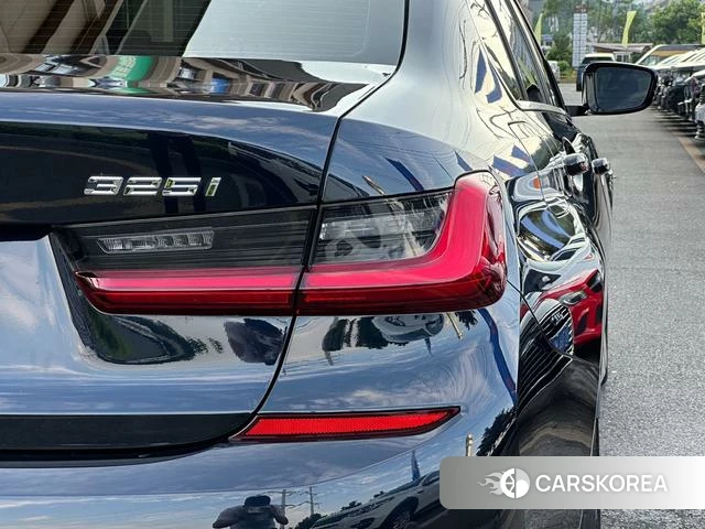 BMW 3 series id 4273259 из Китая 17