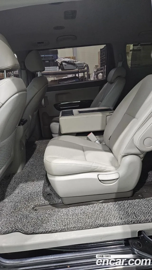 Kia The New Carnival id 2945787 из Кореи 12