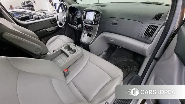 Hyundai The New Grand Starex id 3029562 из Кореи 17