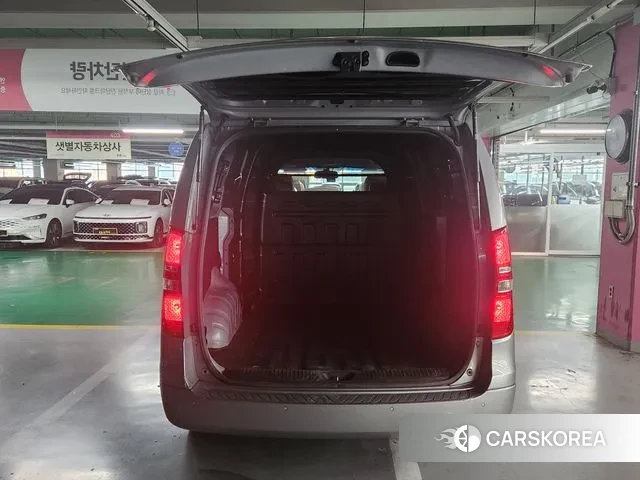 Hyundai The New Grand Starex id 3098202 из Кореи 13