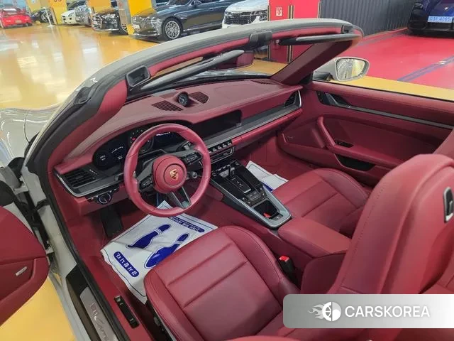 Porsche 911(992) id 3467092 из Кореи 13