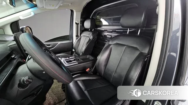 Hyundai Staria id 3581628 из Кореи 17