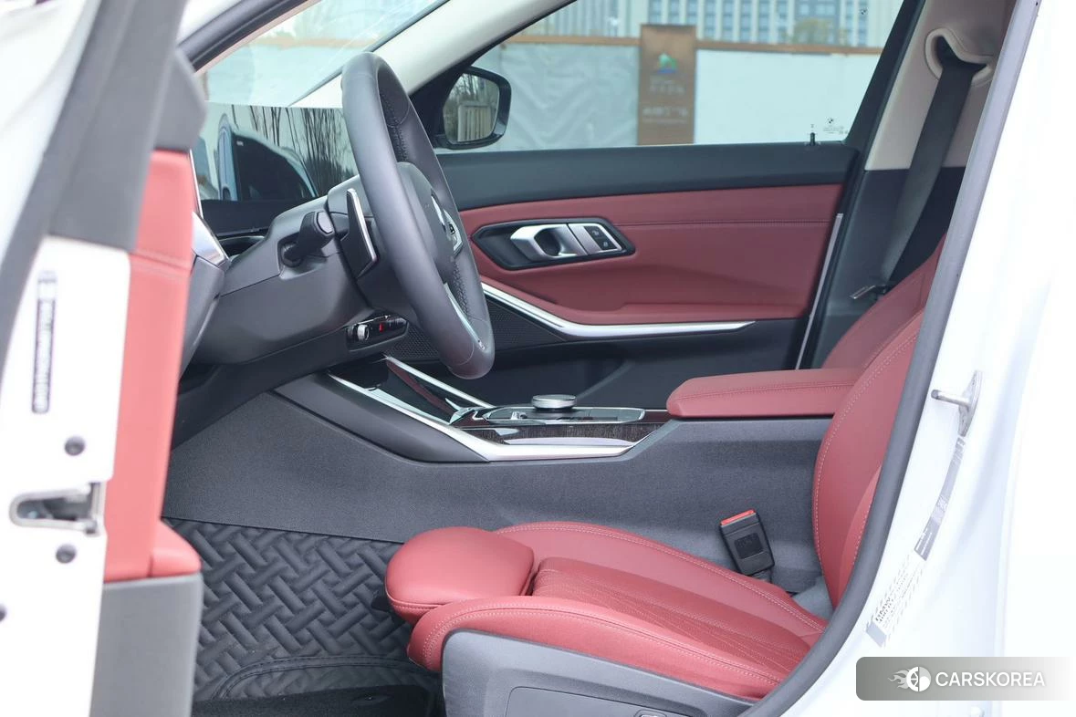 BMW 3 series id 4492992 из Китая 15
