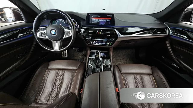 BMW 5 Series (G30) id 4652322 из Кореи 17