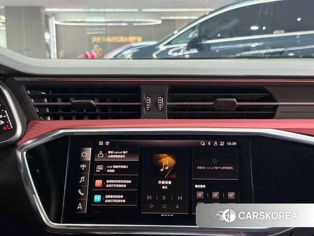 Audi A6L id 4399764 из Китая 17