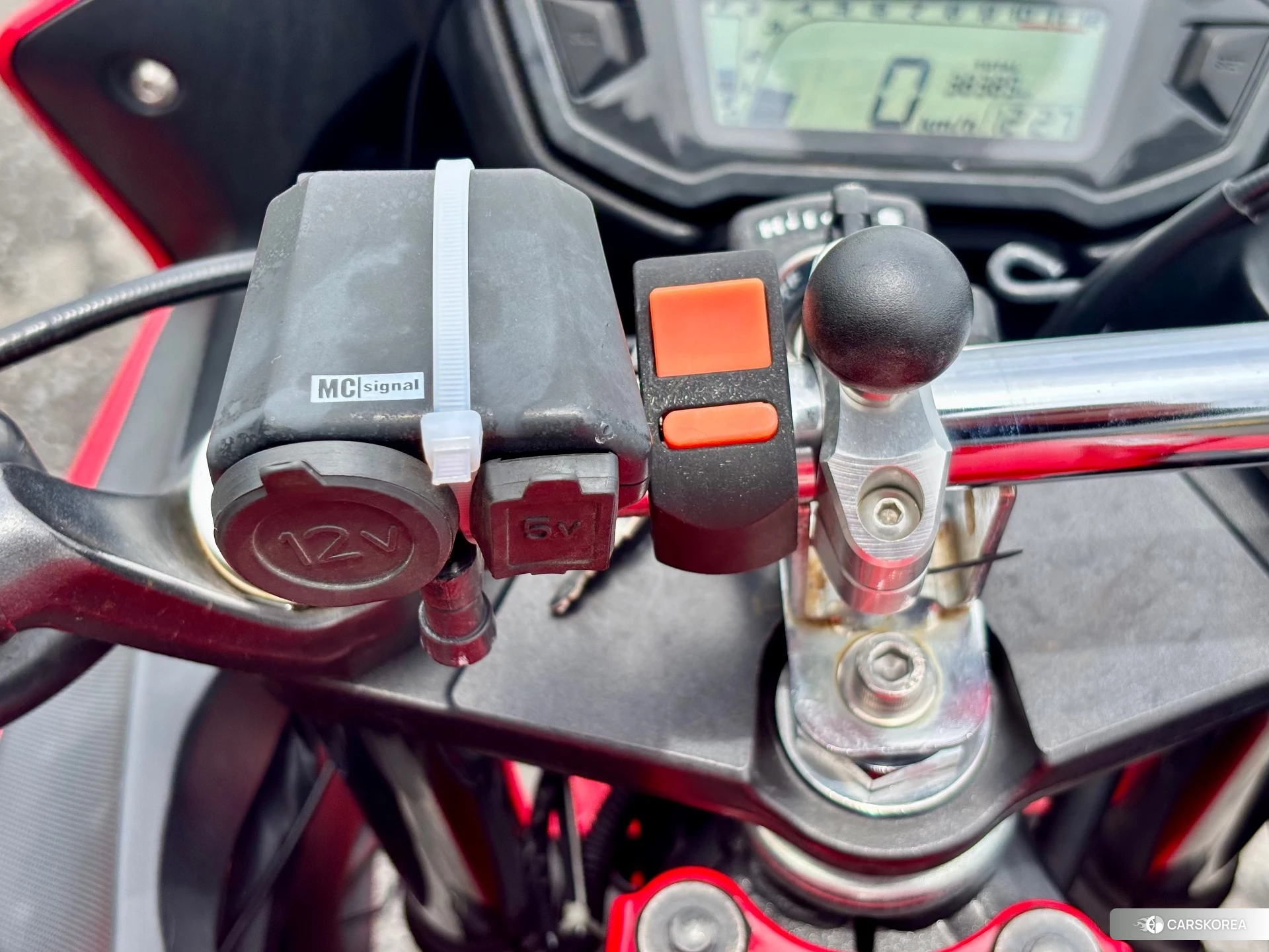 Проданный Honda CBR400R ABS id 4184925 из Японии, фото 7