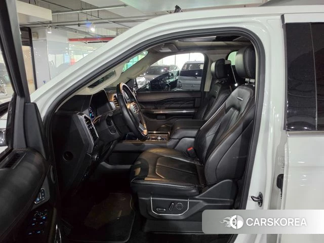 Ford Expeditation id 3935757 из Кореи 17