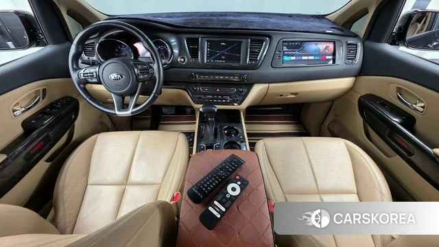 Kia The New Carnival id 3936790 из Кореи 17