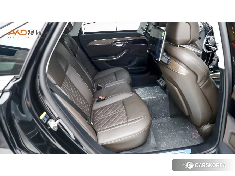 Audi A8 id 4498711 из Китая 7