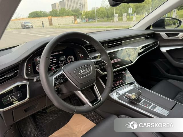Audi A6L id 4297561 из Китая 23