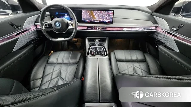 BMW i7 (G70) id 3400492 из Кореи 17