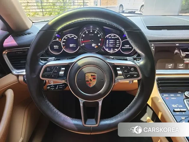 Porsche Panamera (971) id 2973568 из Кореи 17