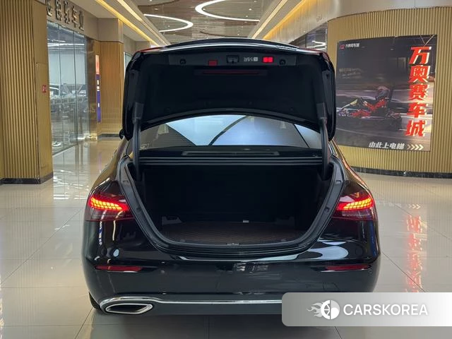 Mercedes-Benz E-class id 4290249 из Китая 17