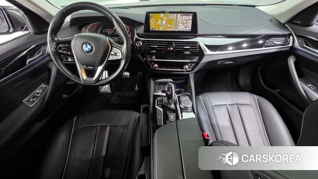 BMW 5 Series (G30) id 3479668 из Кореи 17