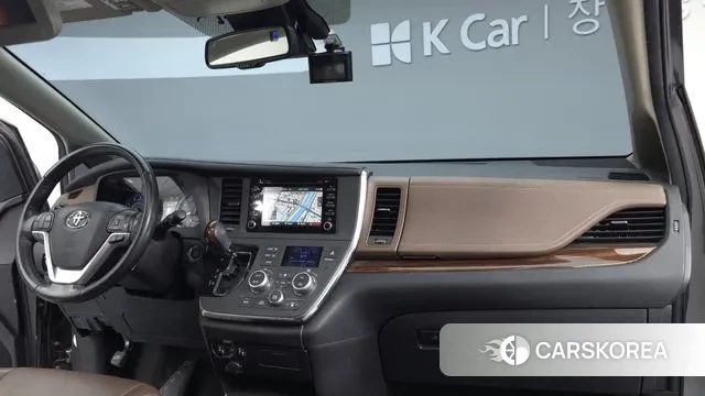 Toyota Sienna id 3351271 из Кореи 17