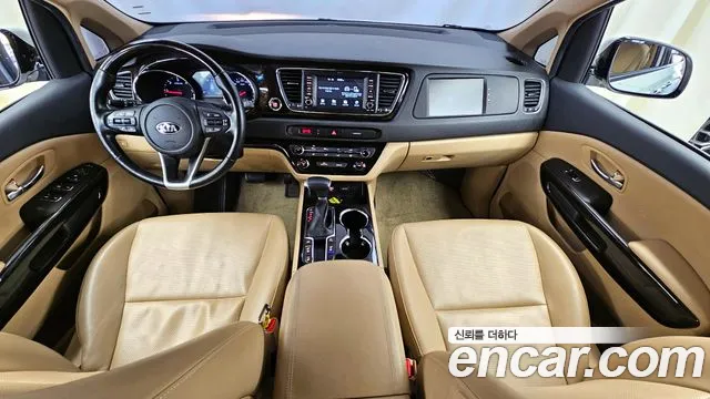 Kia The New Carnival id 2578194 из Кореи 17