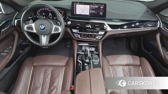 BMW 5 Series (G30) id 4501213 из Кореи 29