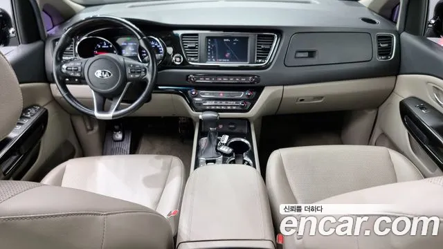 Kia The New Carnival id 2647312 из Кореи 17