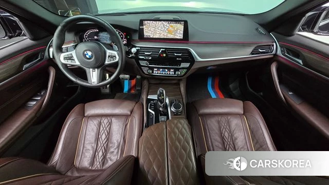 BMW 5 Series (G30) id 4268839 из Кореи 17