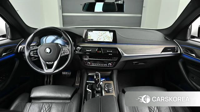 BMW 5 Series (G30) id 3955996 из Кореи 17