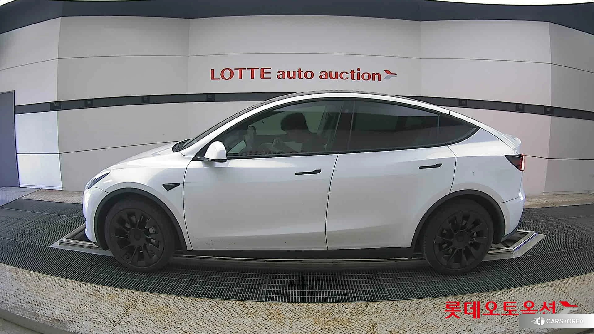 Tesla Model Y Long Range id 4296952 из Кореи 34