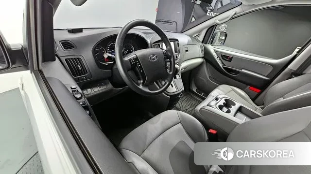 Hyundai The New Grand Starex id 2895794 из Кореи 17