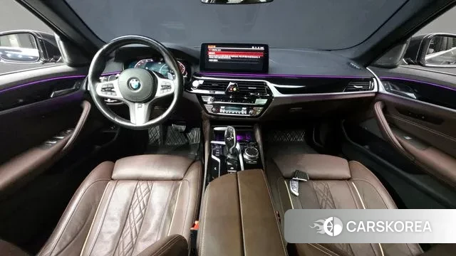 BMW 5 Series (G30) id 3477991 из Кореи 17