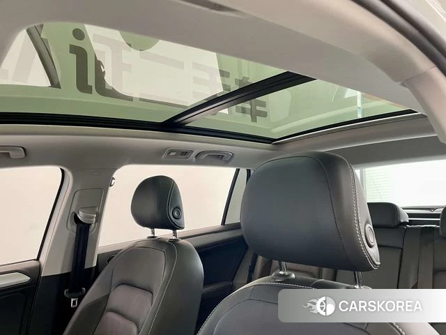 Volkswagen Tiguan L id 4265031 из Китая 18