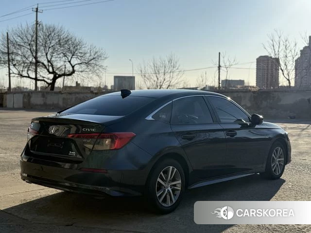 Honda Civic id 4276504 из Китая 7