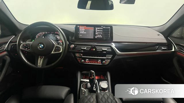 BMW 5 Series (G30) id 4506332 из Кореи 17