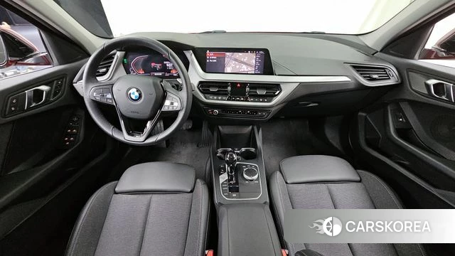 BMW 1 Series (F40) id 3844029 из Кореи 17