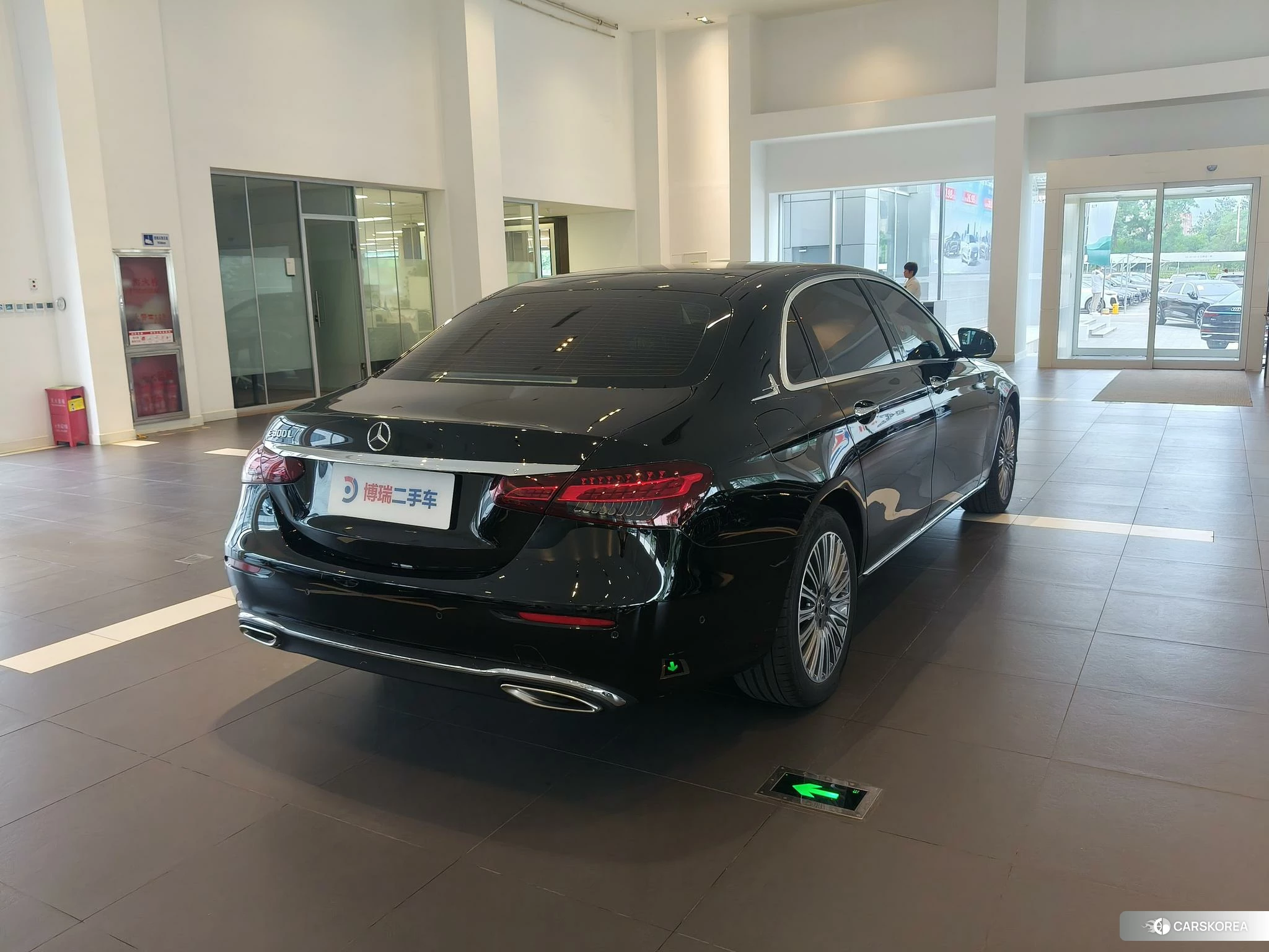 Mercedes-Benz E-class id 4452164 из Китая 14