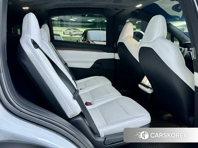 Tesla Model X id 4222209 из Китая 13