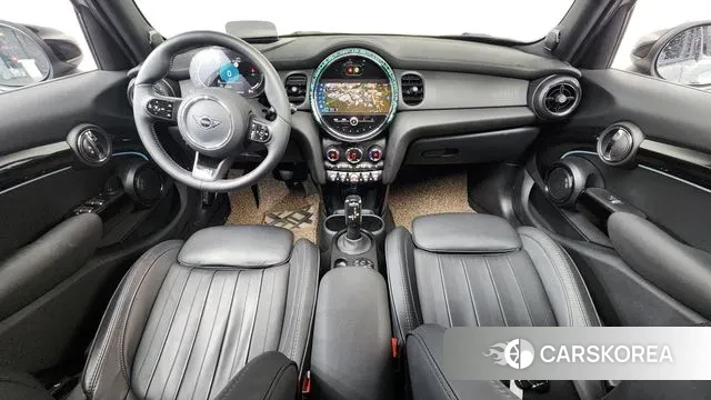 Mini Cooper S id 3649059 из Кореи 17