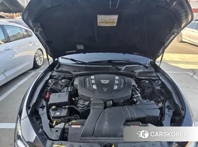 Maserati Ghibli id 3515346 из Кореи 9