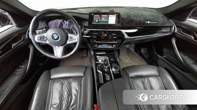 BMW 5 Series (G30) id 4397835 из Кореи 29