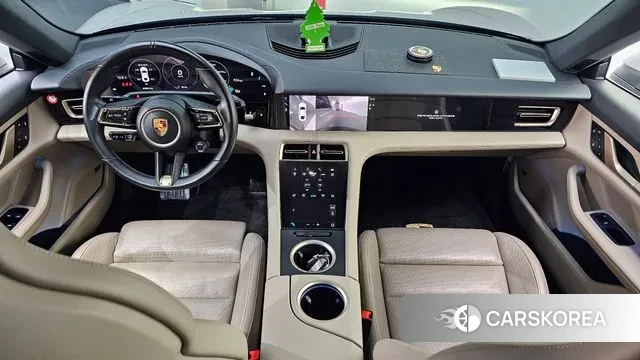 Porsche Taycan id 3721832 из Кореи 17