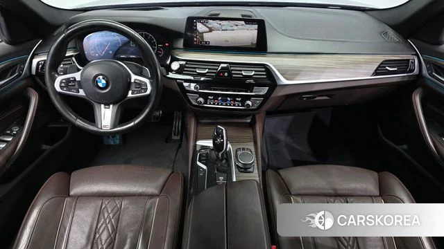 BMW 5 Series (G30) id 4232648 из Кореи 17