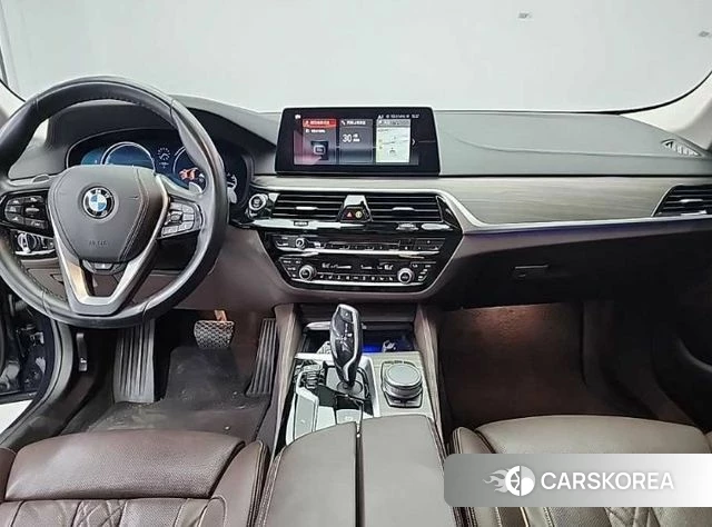 BMW 5 Series (G30) id 4285906 из Кореи 16