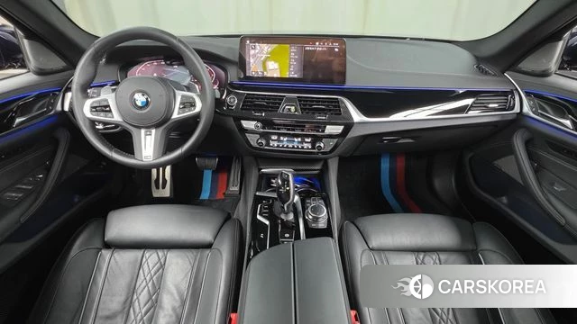 BMW 5 Series (G30) id 4422868 из Кореи 27