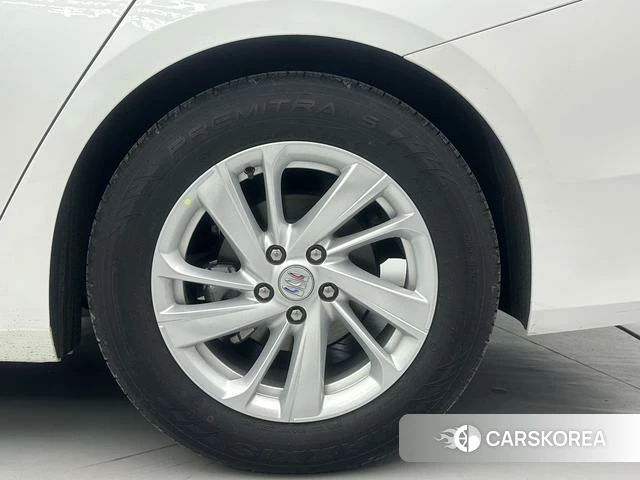 Buick Lacrosse id 4241607 из Китая 10