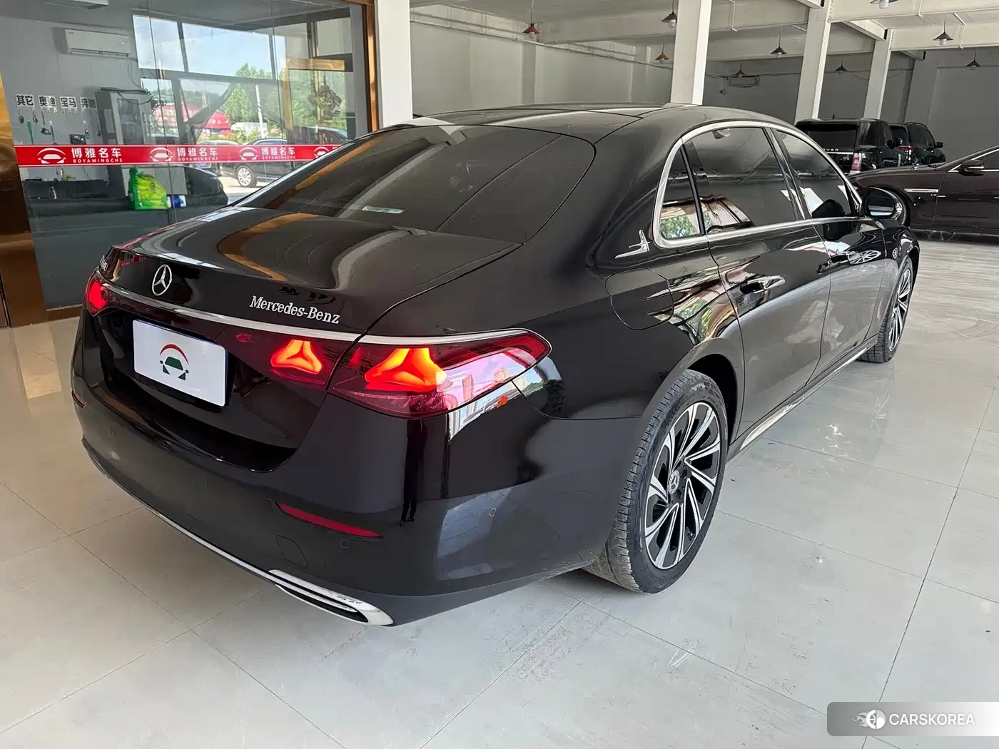 Mercedes-Benz E-Class id 4674456 из Китая 8