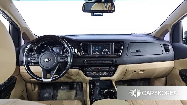 Kia The New Carnival id 2941256 из Кореи 17